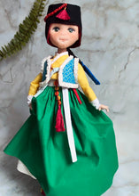 Load image into Gallery viewer, Hanbok doll Pattern / Lady wearing jobawi
