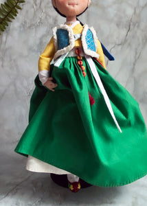 Hanbok doll Pattern / Lady wearing jobawi