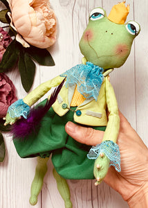 Easy Doll Pattern / Frog Prince