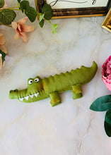 Load image into Gallery viewer, Easy Doll Pattern / Captain Hook &amp; Crocodile
