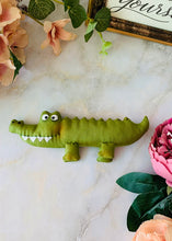 Load image into Gallery viewer, Easy Doll Pattern / Captain Hook &amp; Crocodile
