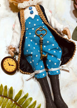 Load image into Gallery viewer, 25cm Doll Pattern / (S) Watch Rabbit (Dress-Up)
