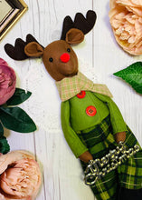 Load image into Gallery viewer, Easy Doll Pattern / Rudolph the Red-Nosed Reindeer
