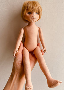 33cm Doll Body Pattern / Stand Doll Body (Face center seam)