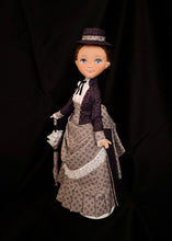 Load image into Gallery viewer, 35cm doll Pattern / Victorian Lady
