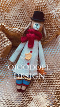 Load and play video in Gallery viewer, Free PDF Pattern /  Halloween Doll Wednesday (Copy)
